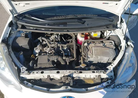 2013 Toyota Prius C Four из США, поврежденный, VIN JTDKDTB30D1050127